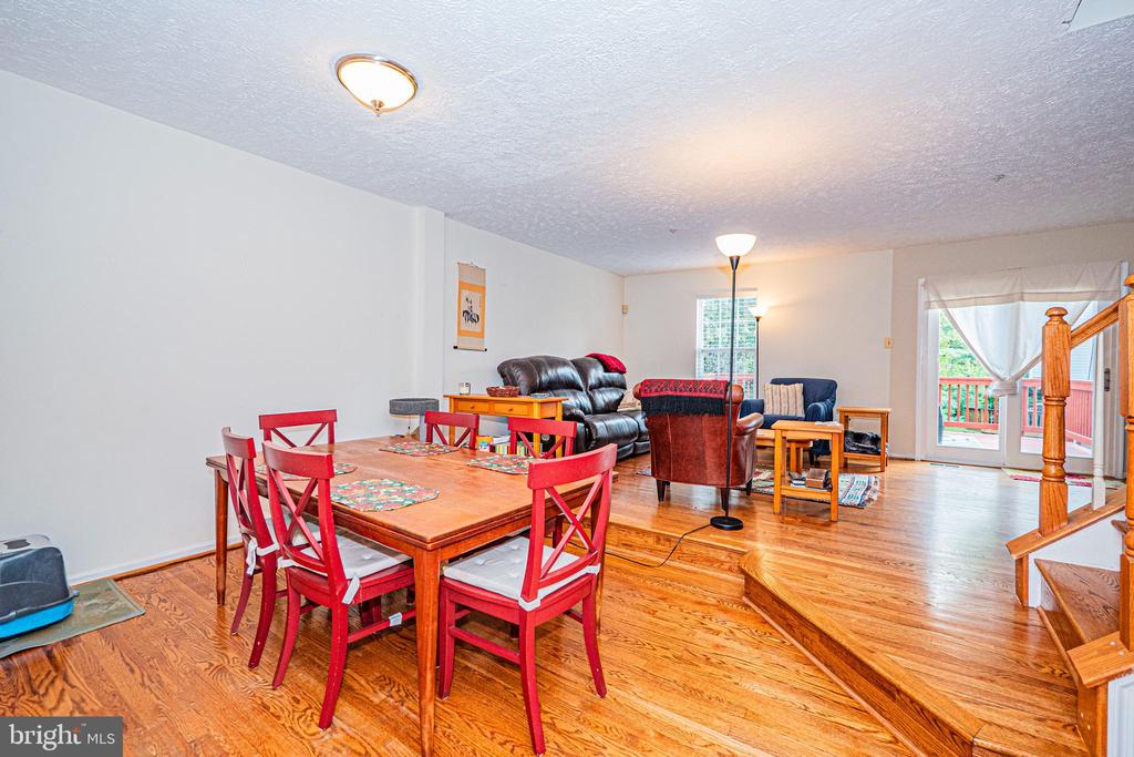 18633 CLOVERCREST CIRCLE