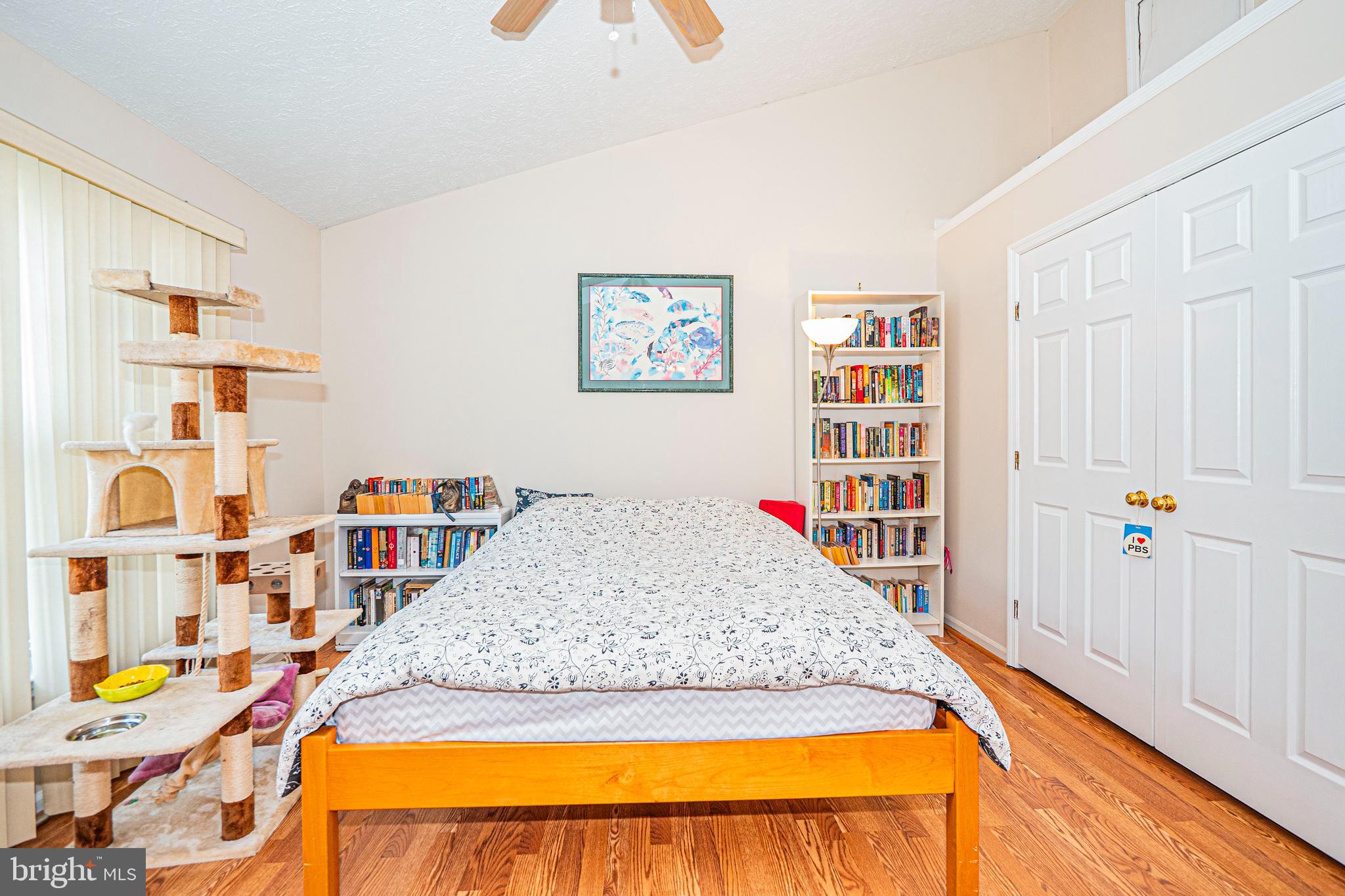 18633 CLOVERCREST CIRCLE