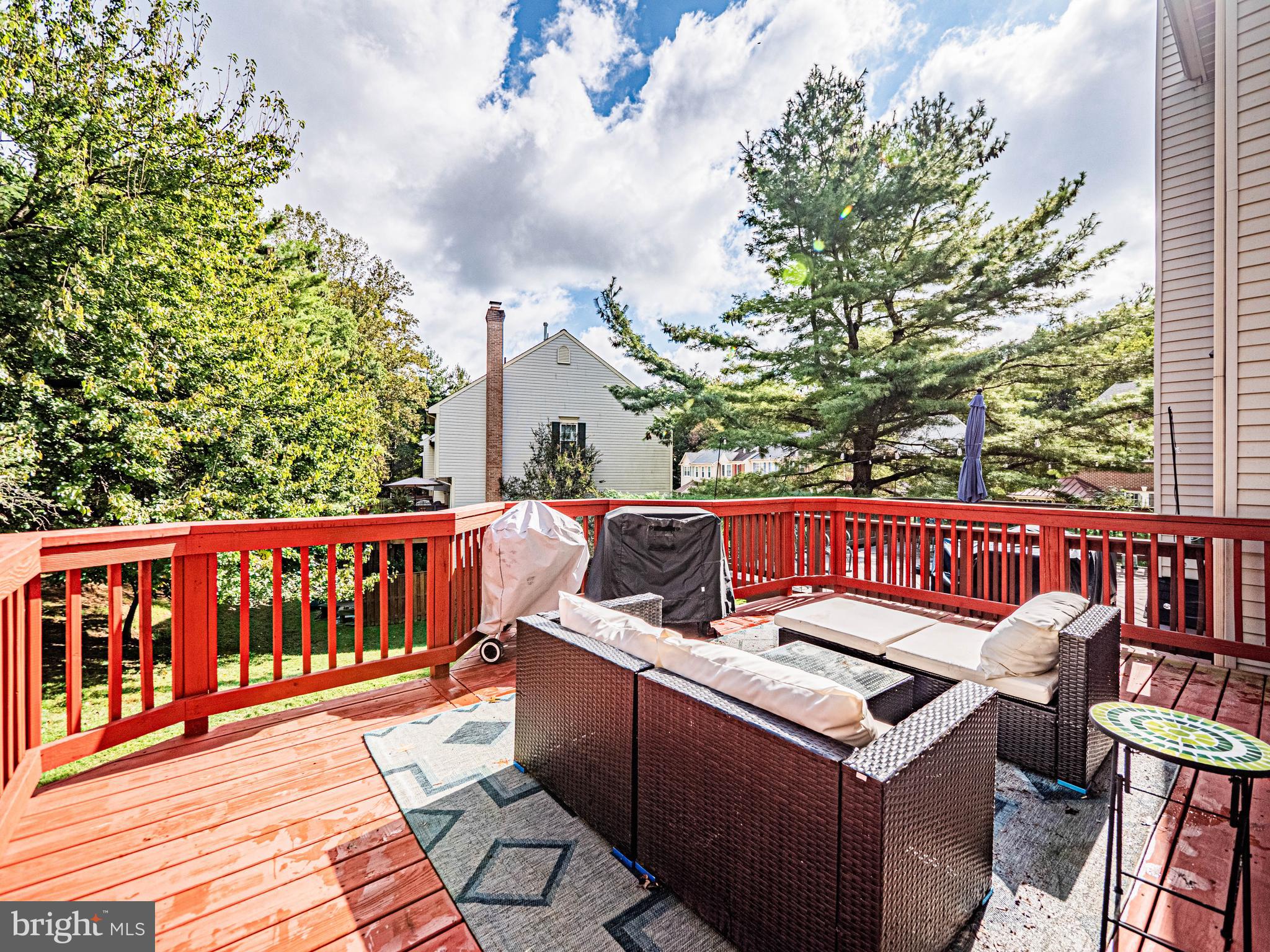 18633 CLOVERCREST CIRCLE