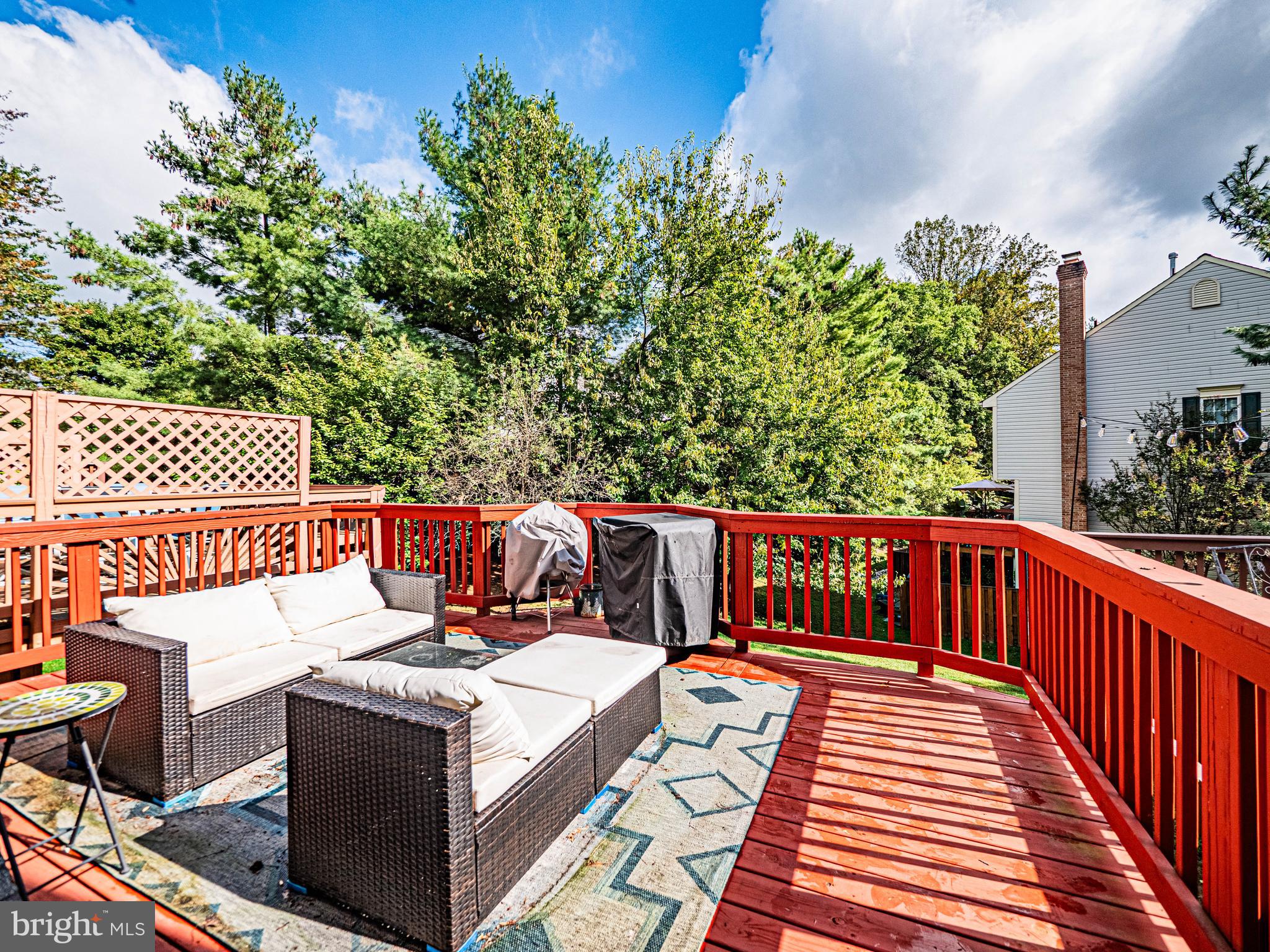 18633 CLOVERCREST CIRCLE
