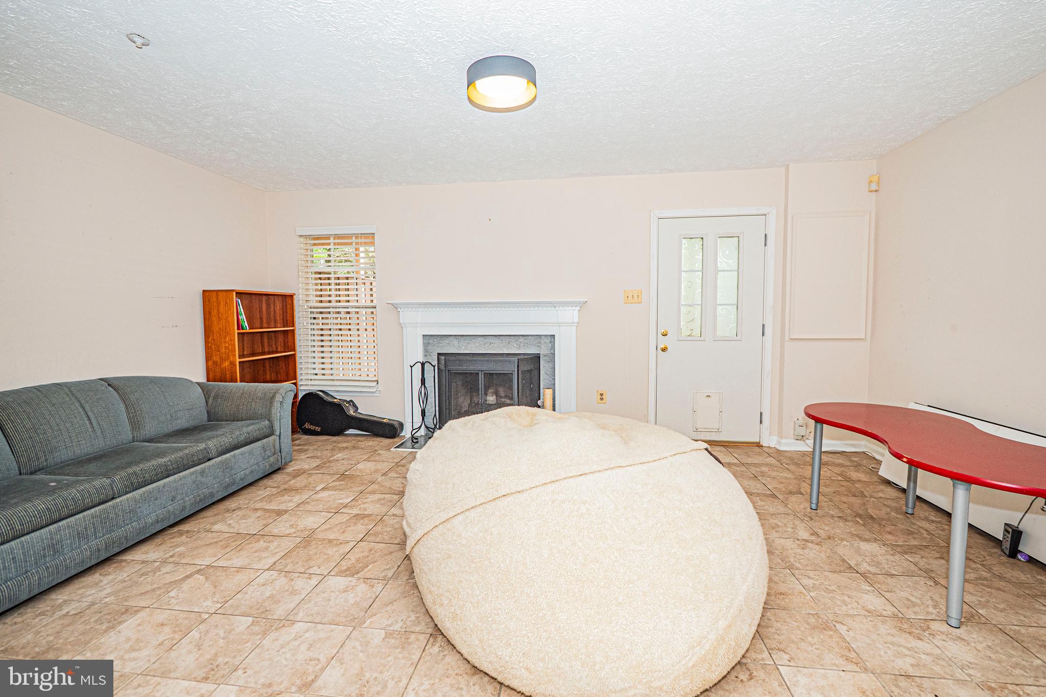 18633 CLOVERCREST CIRCLE