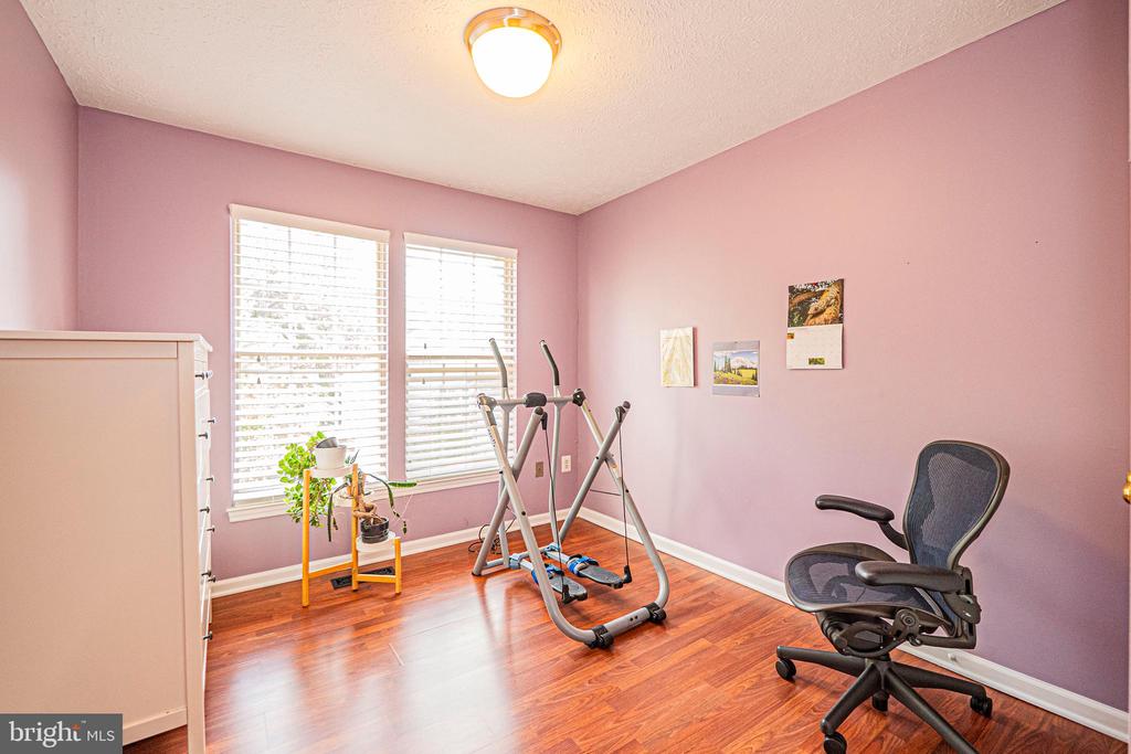 18633 CLOVERCREST CIRCLE