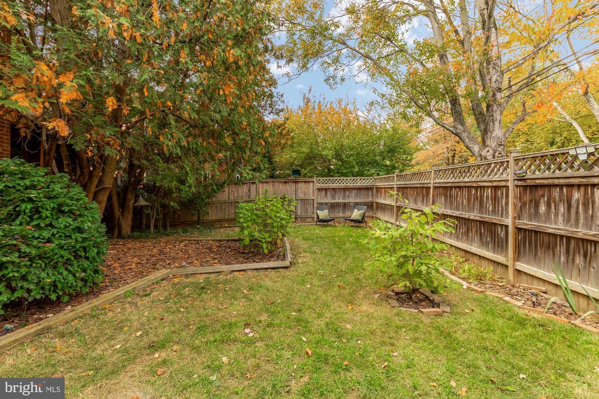 905 MALCOLM DRIVE