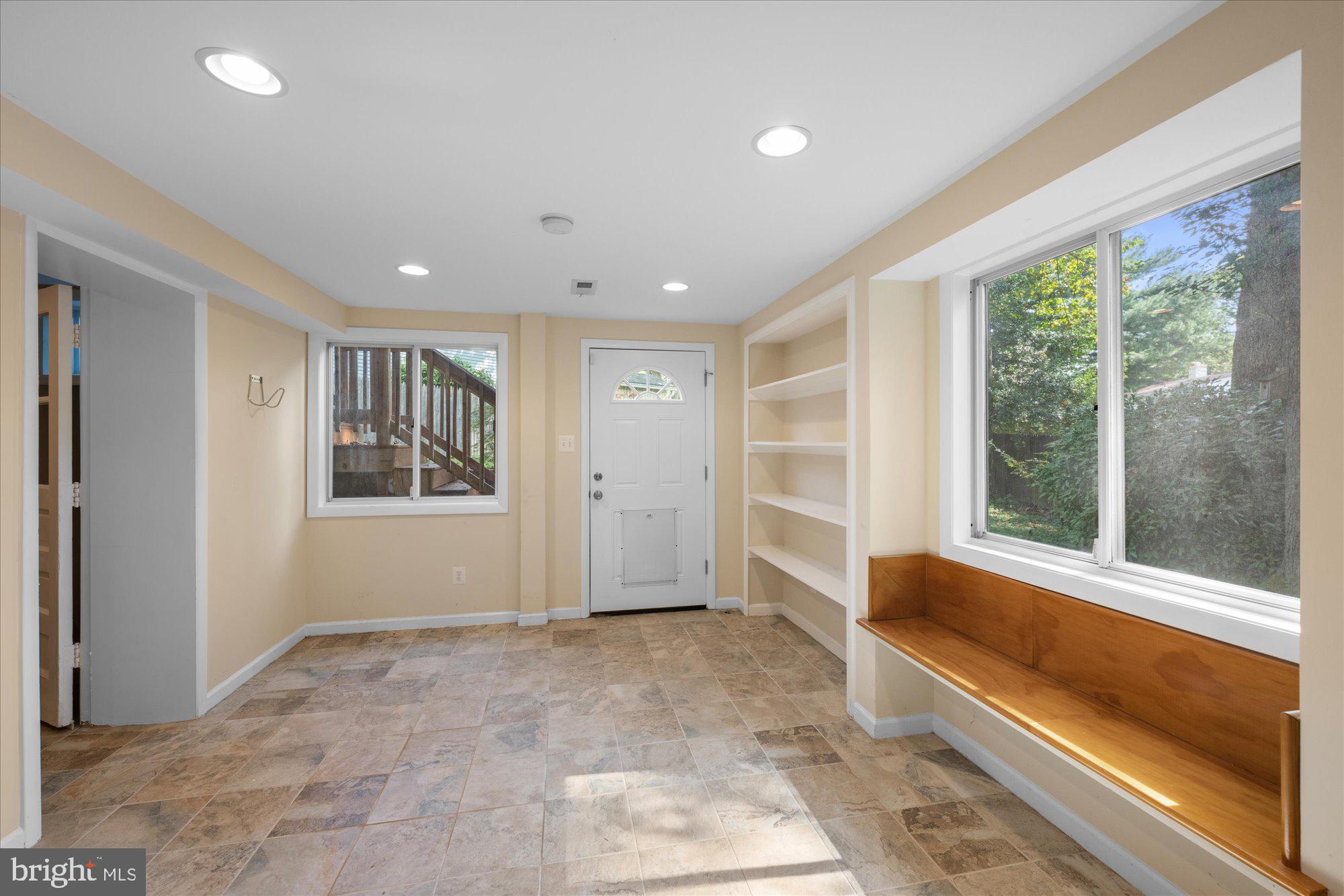 4114 BYRD COURT