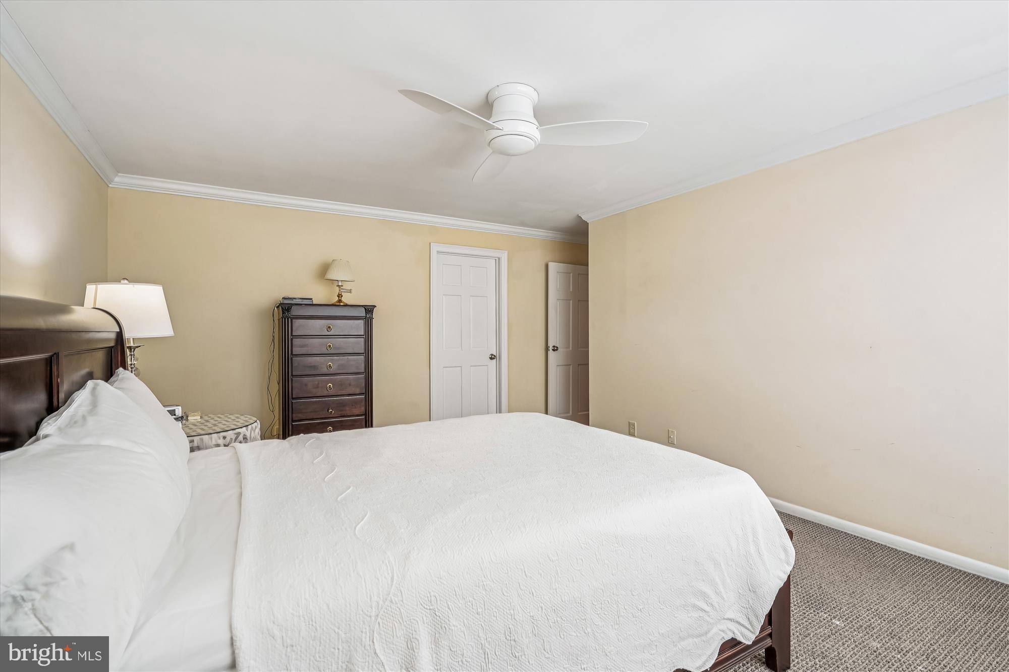 4960 SENTINEL DRIVE 10-302
