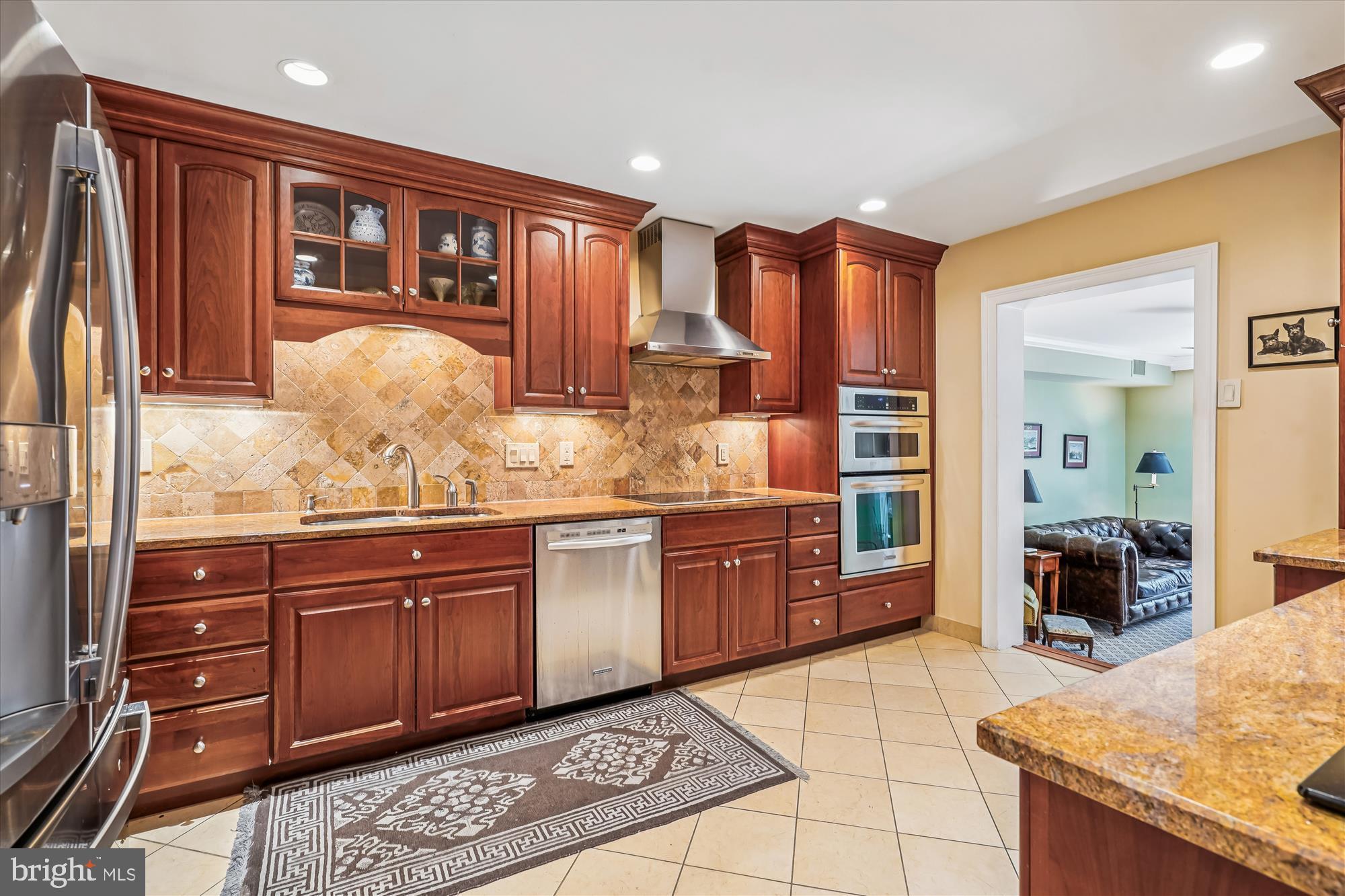 4960 SENTINEL DRIVE 10-302