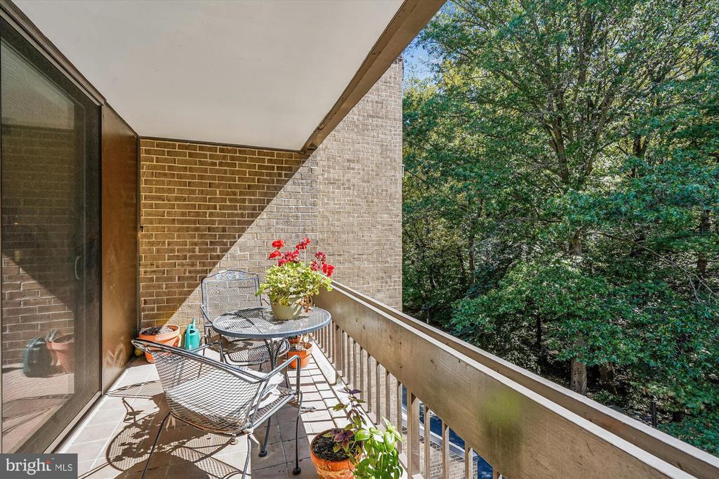 4960 SENTINEL DRIVE 10-302