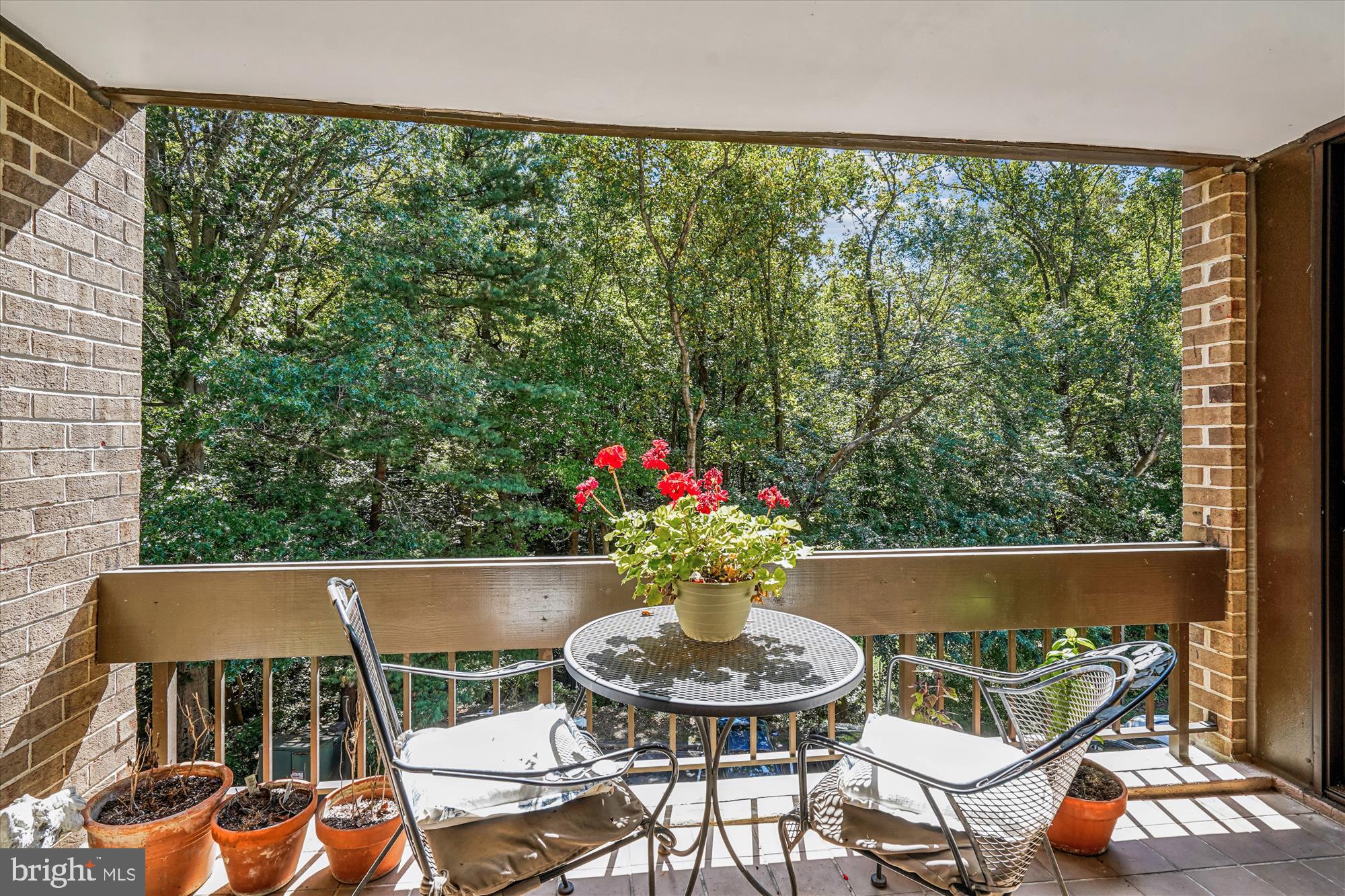 4960 SENTINEL DRIVE 10-302