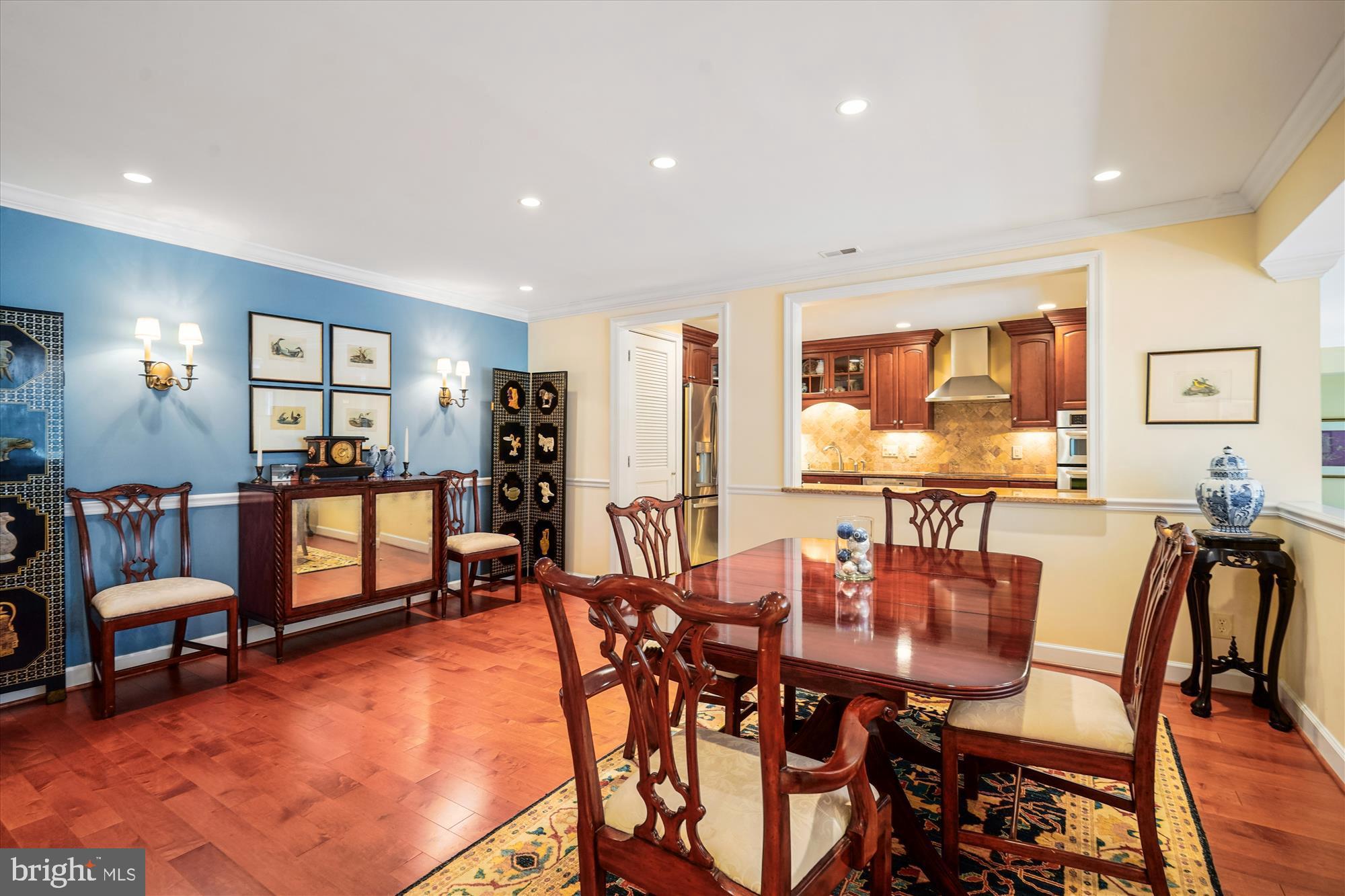 4960 SENTINEL DRIVE 10-302
