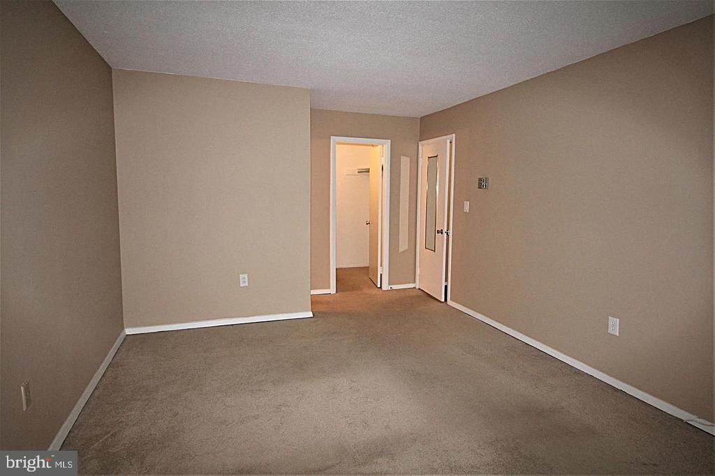 7501 DEMOCRACY BOULEVARD B-239