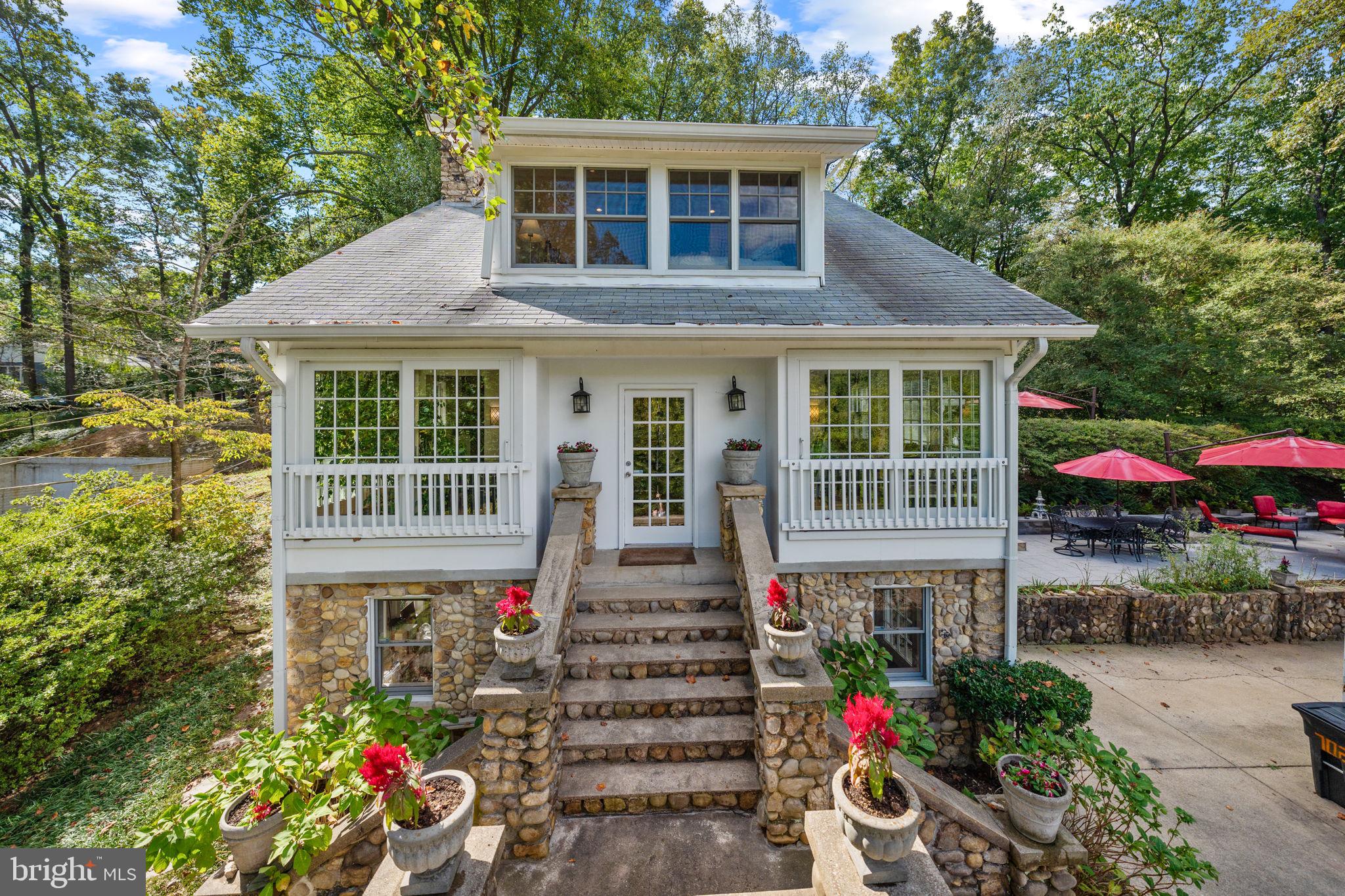 702 SLIGO CREEK PARKWAY