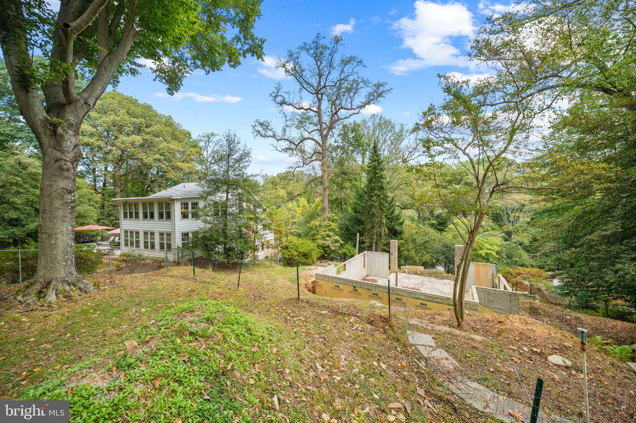 702 & 704 SLIGO CREEK PARKWAY