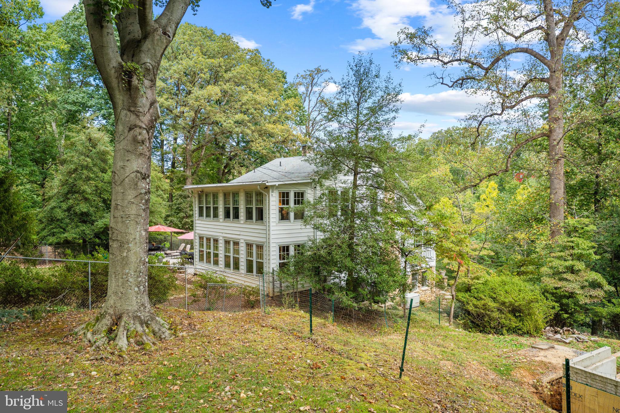 702 & 704 SLIGO CREEK PARKWAY