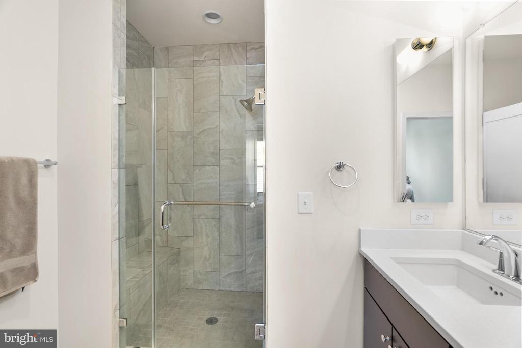 16313 DECKER PLACE