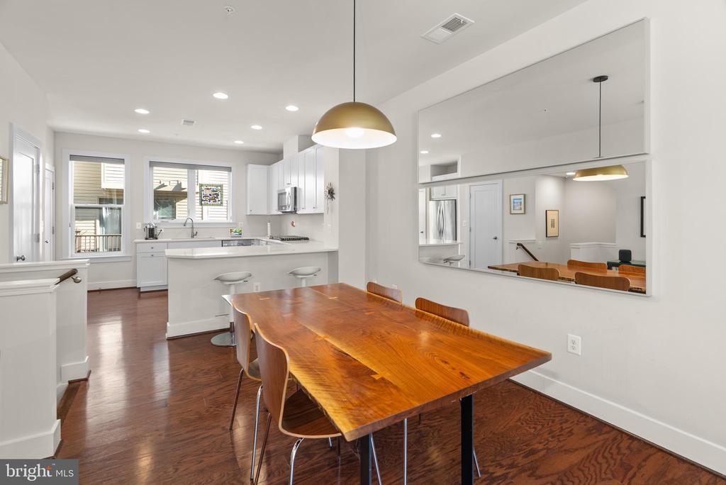 16313 DECKER PLACE