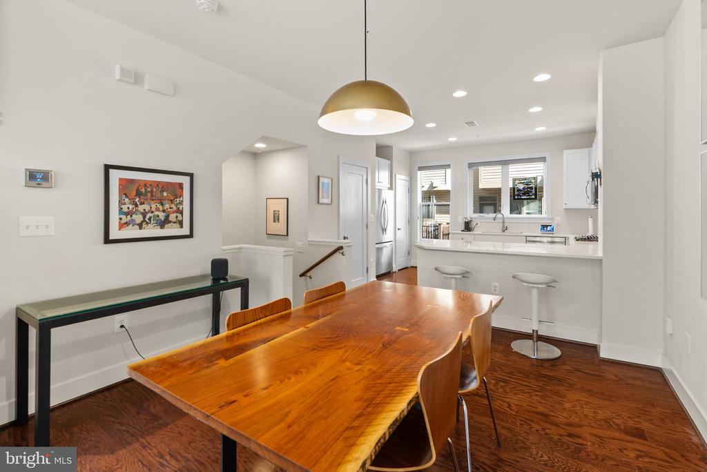 16313 DECKER PLACE