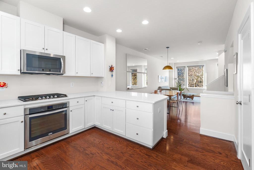 16313 DECKER PLACE