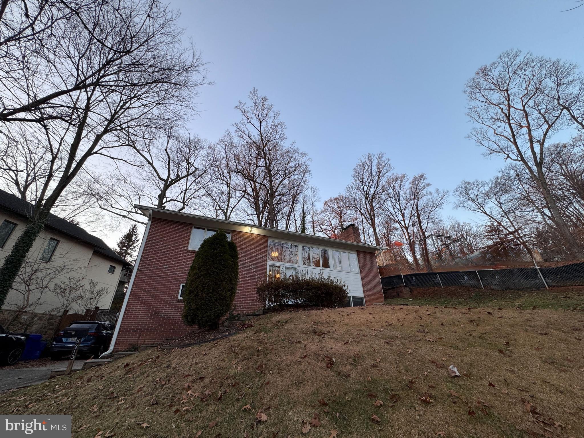 6313 WALHONDING ROAD