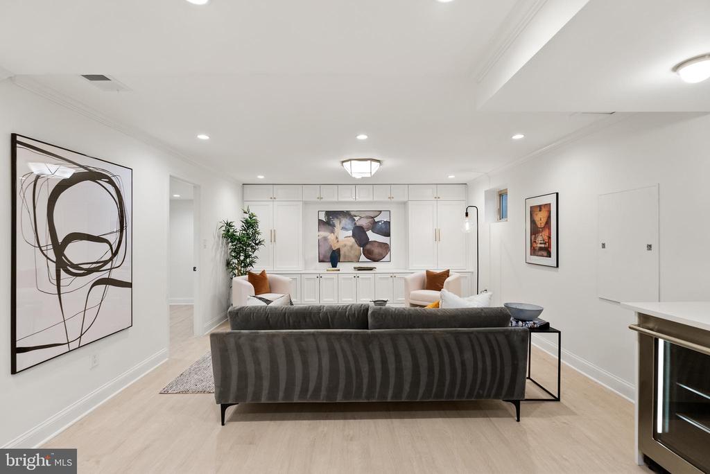 10104 NEWHALL ROAD