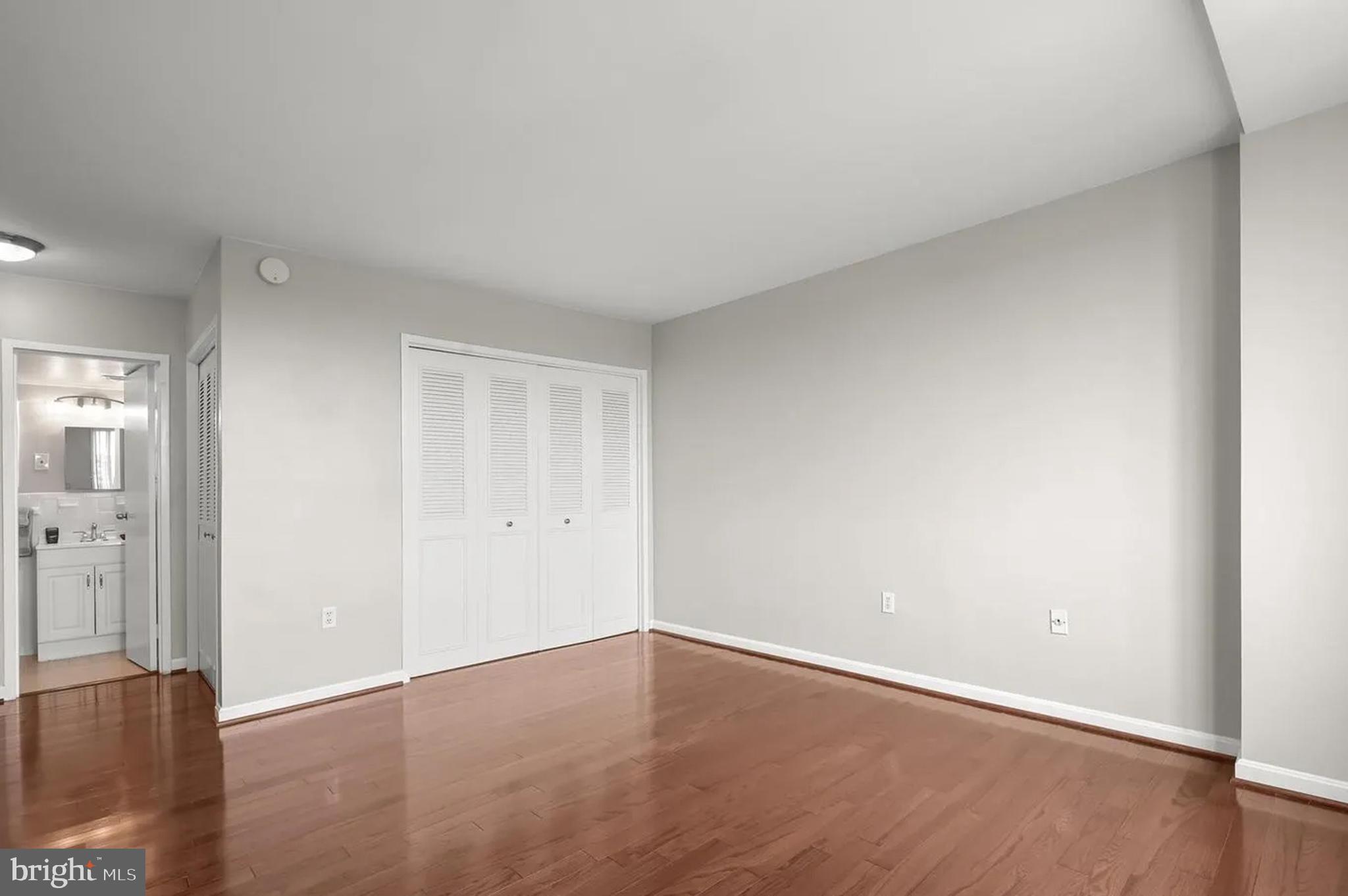 10500 ROCKVILLE PIKE 1325