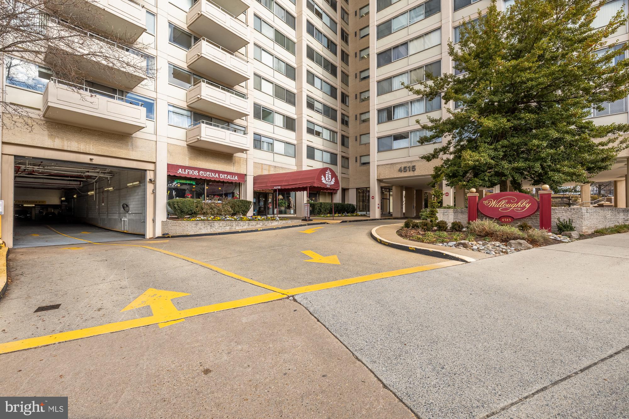 4515 WILLARD AVENUE 2320S