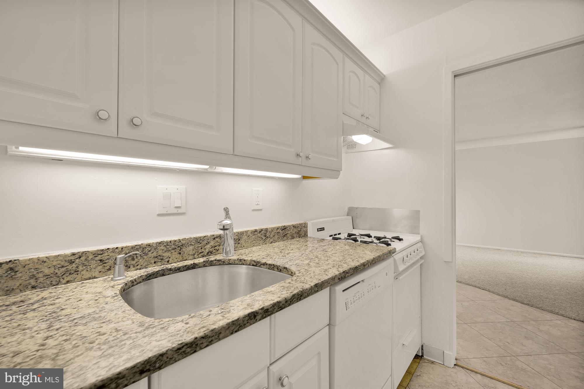 4515 WILLARD AVENUE 2320S