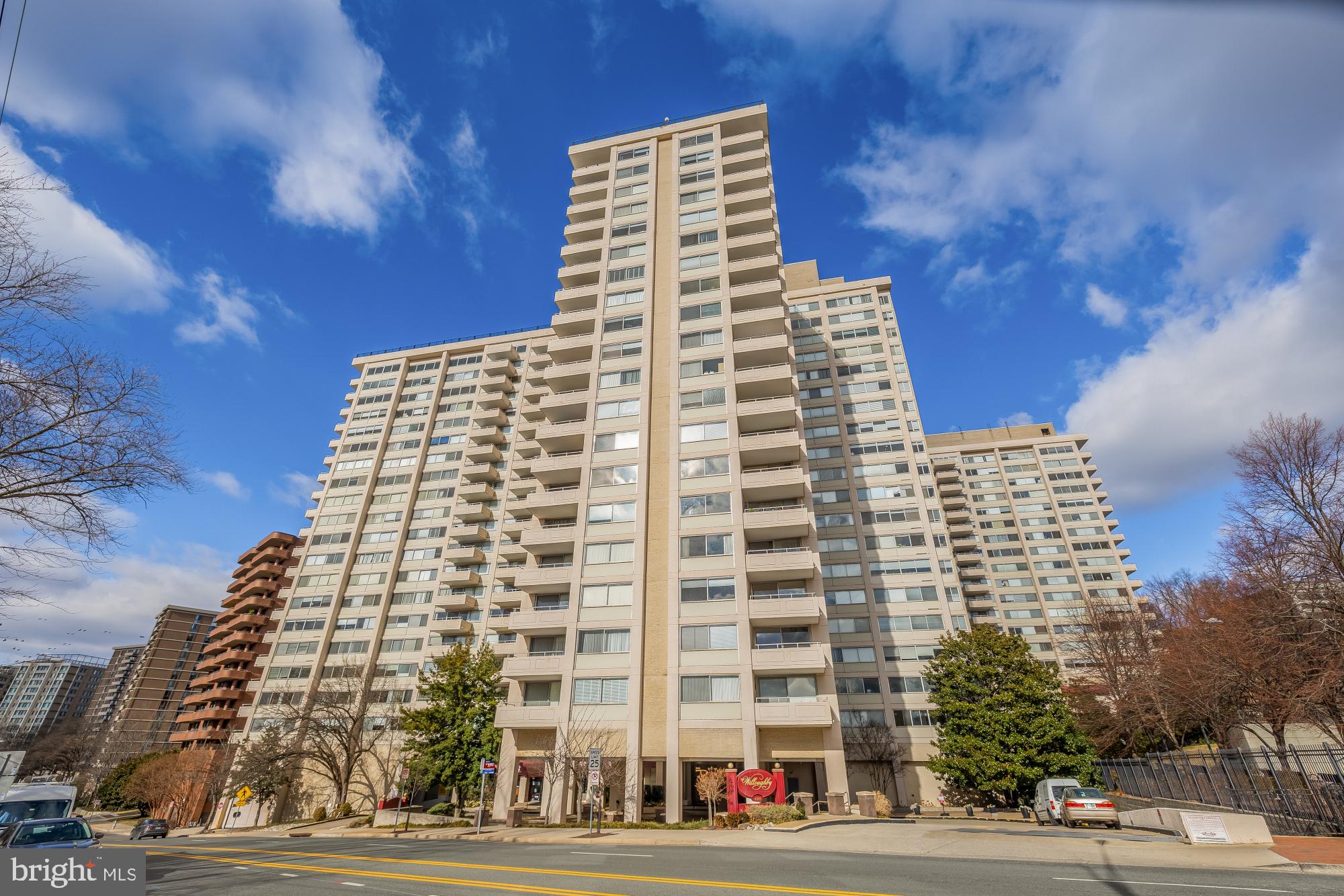 4515 WILLARD AVENUE 2320S