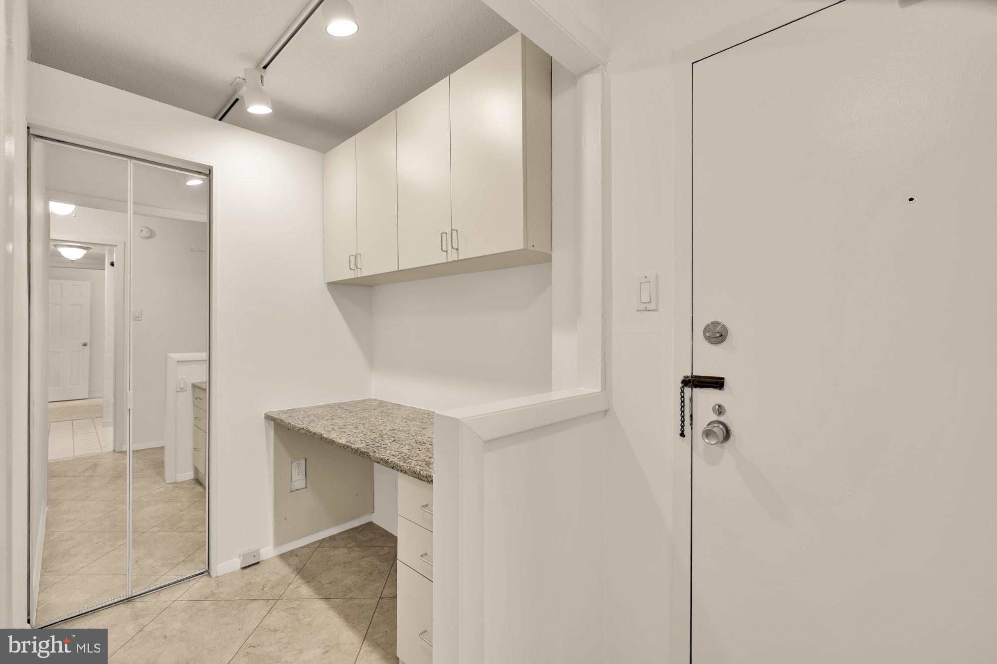 4515 WILLARD AVENUE 2320S