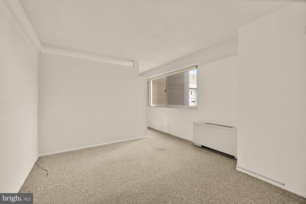 4515 WILLARD AVENUE 2320S
