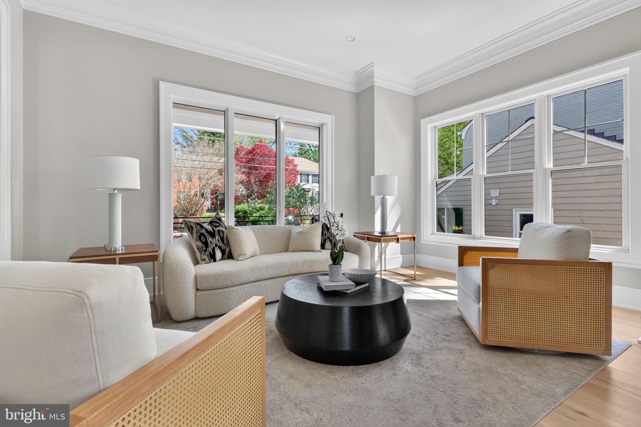 5326 MCKINLEY STREET