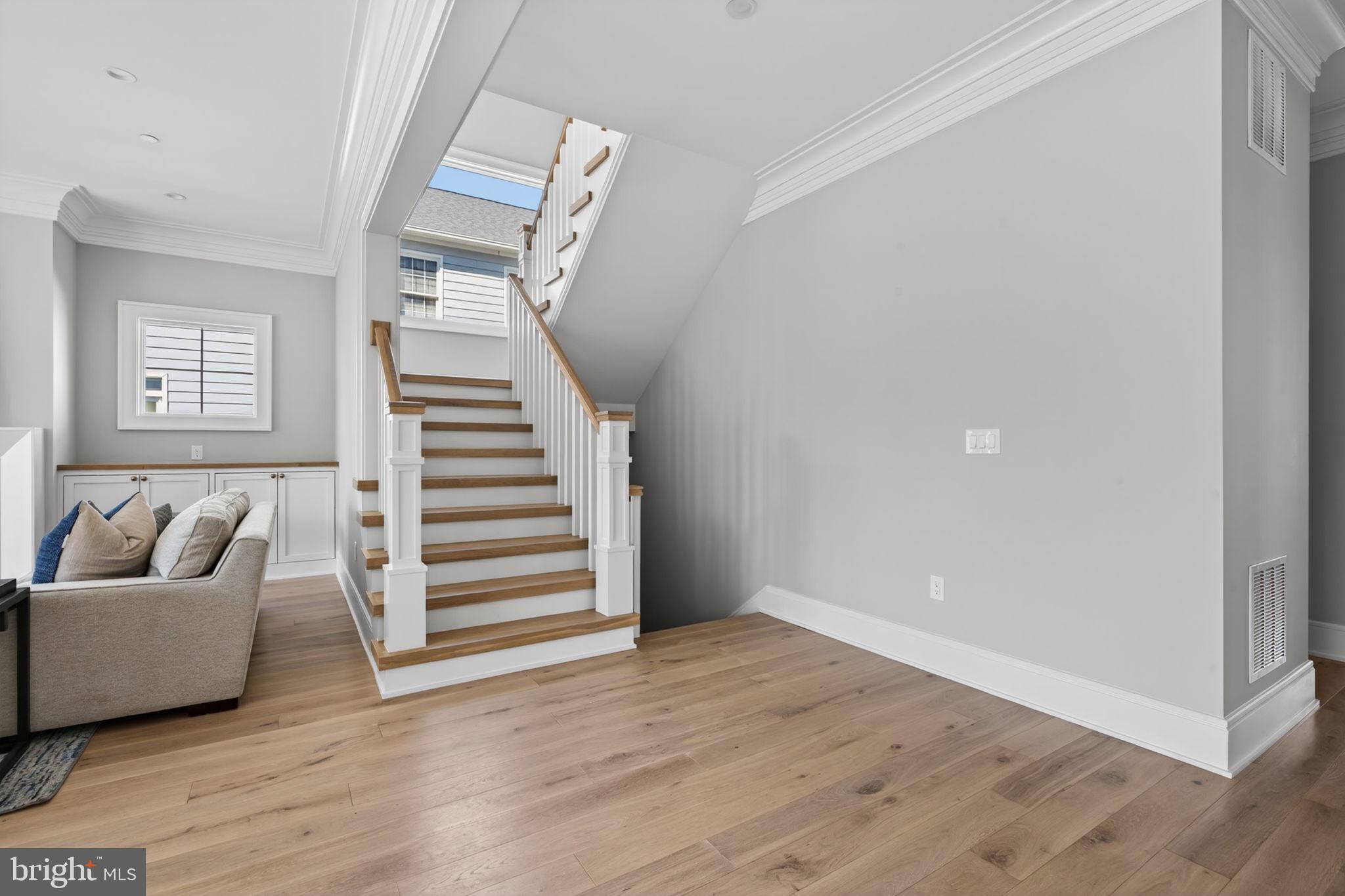 5326 MCKINLEY STREET