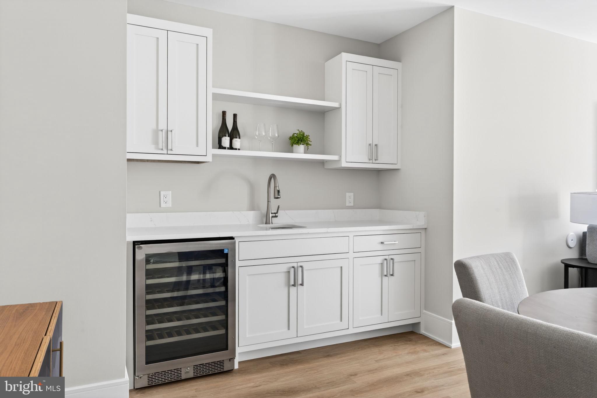 5326 MCKINLEY STREET