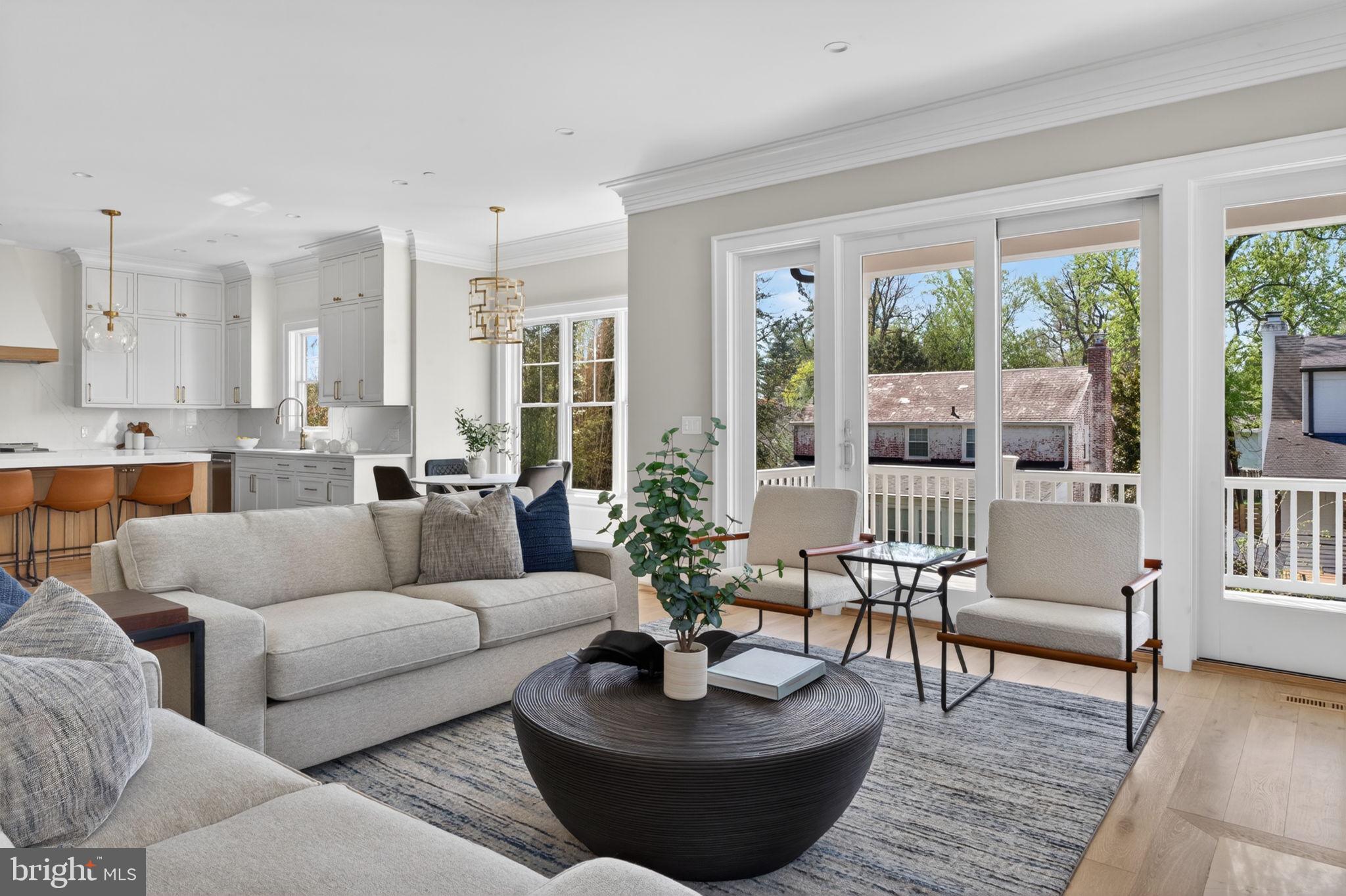 5326 MCKINLEY STREET