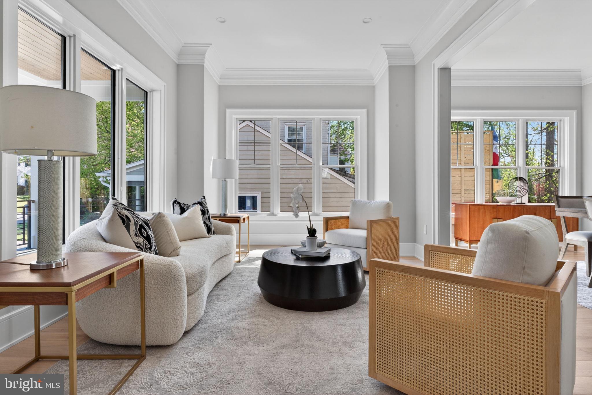 5326 MCKINLEY STREET