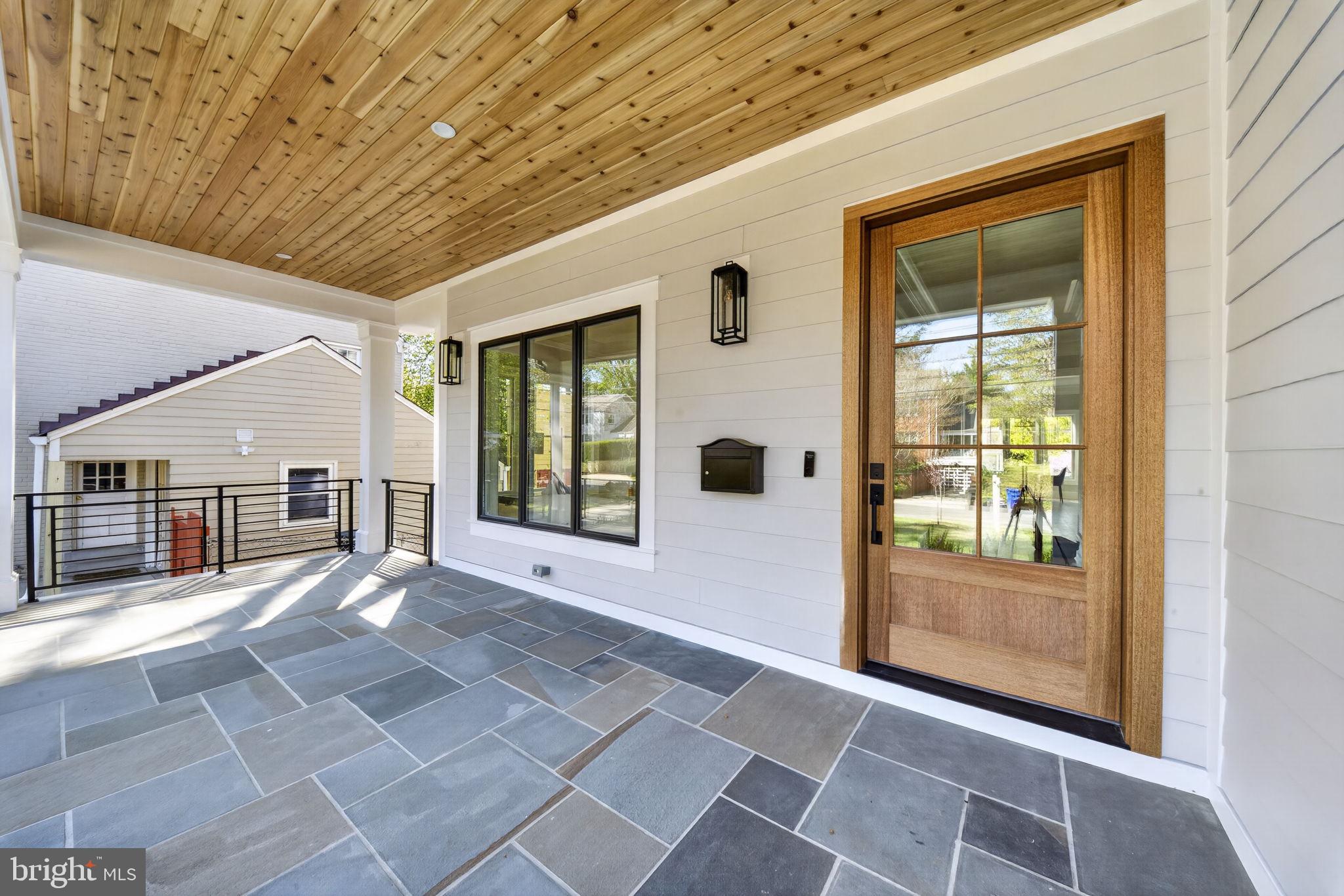 5326 MCKINLEY STREET