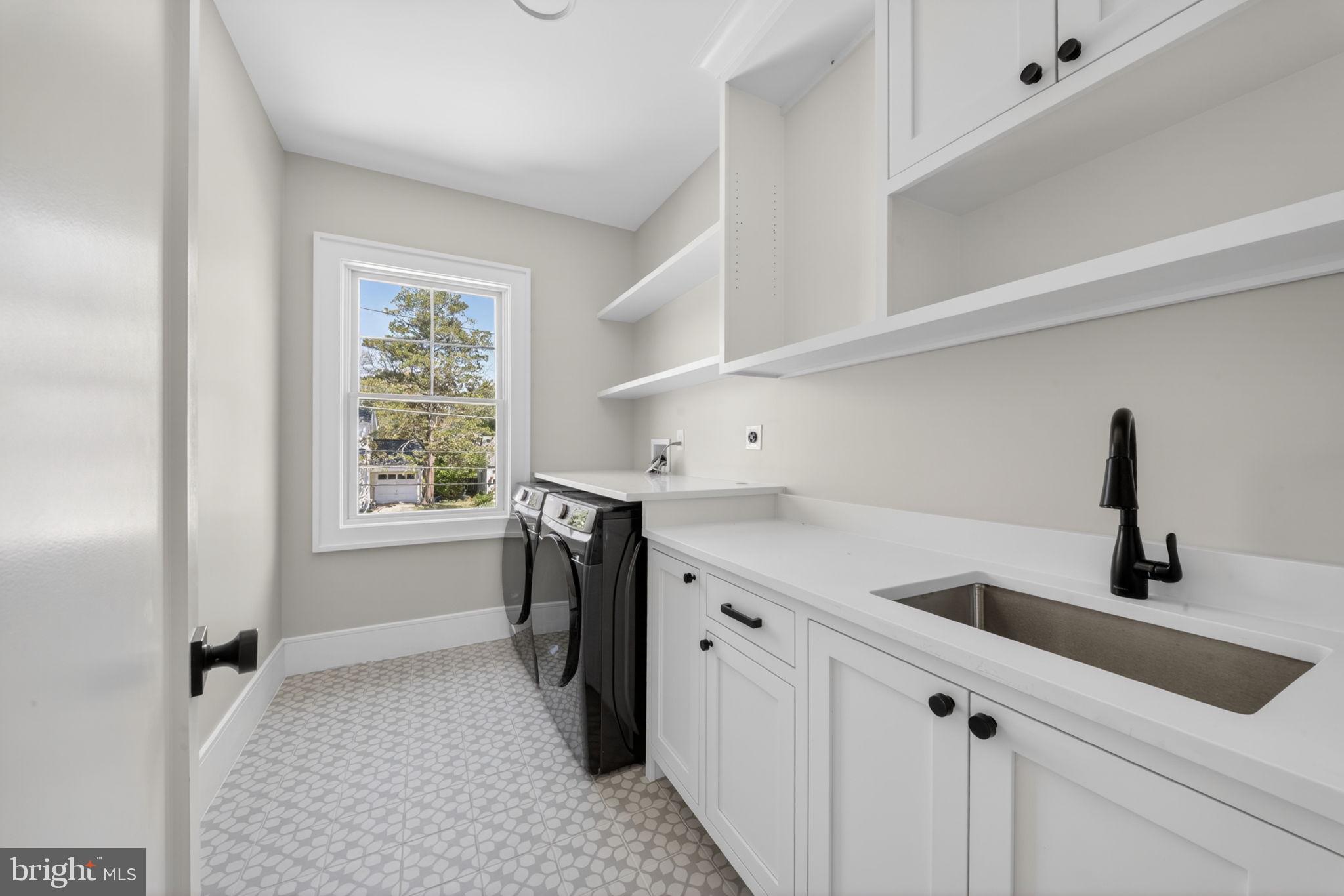 5326 MCKINLEY STREET