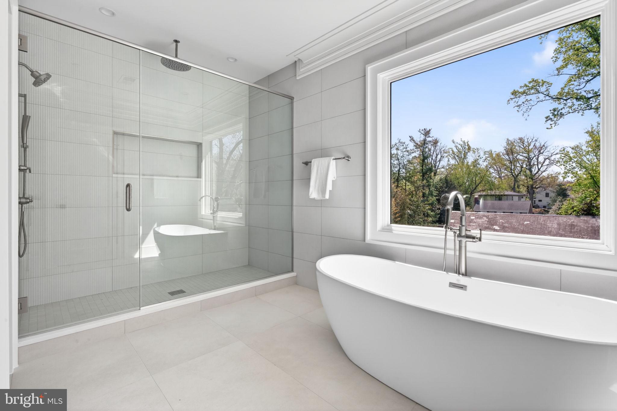 5326 MCKINLEY STREET