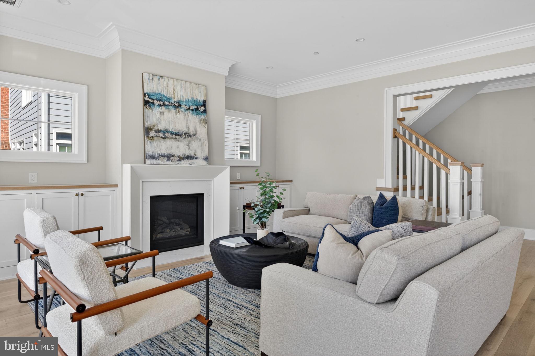 5326 MCKINLEY STREET