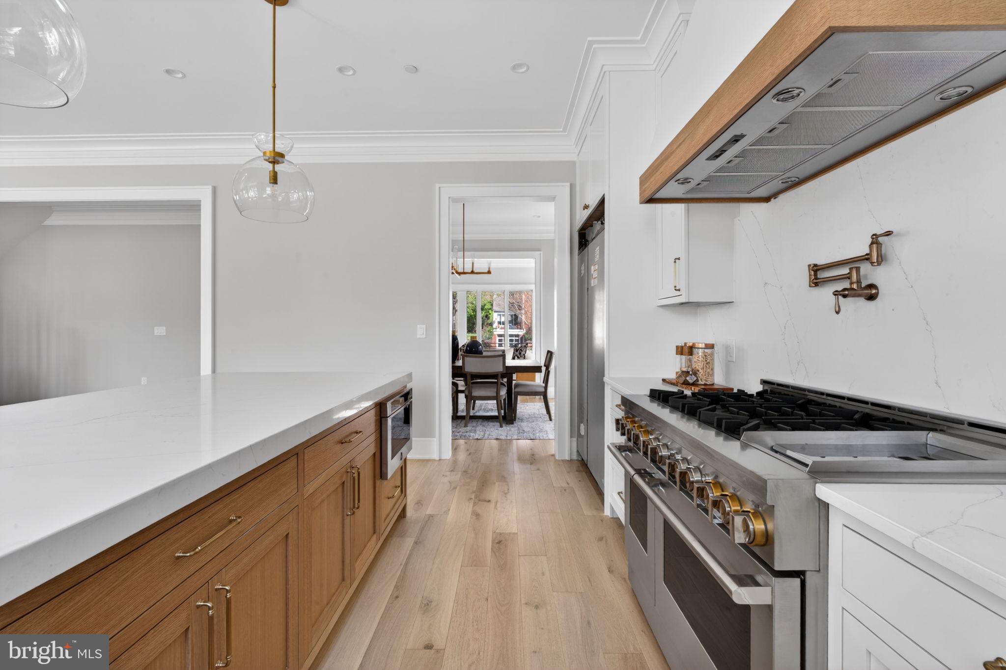 5326 MCKINLEY STREET