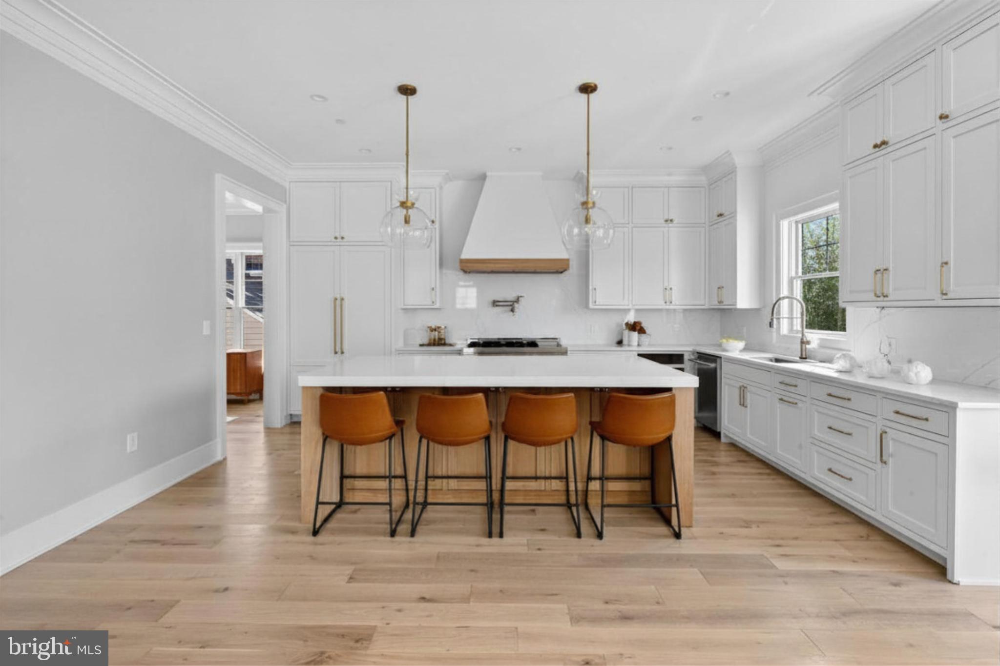 5326 MCKINLEY STREET