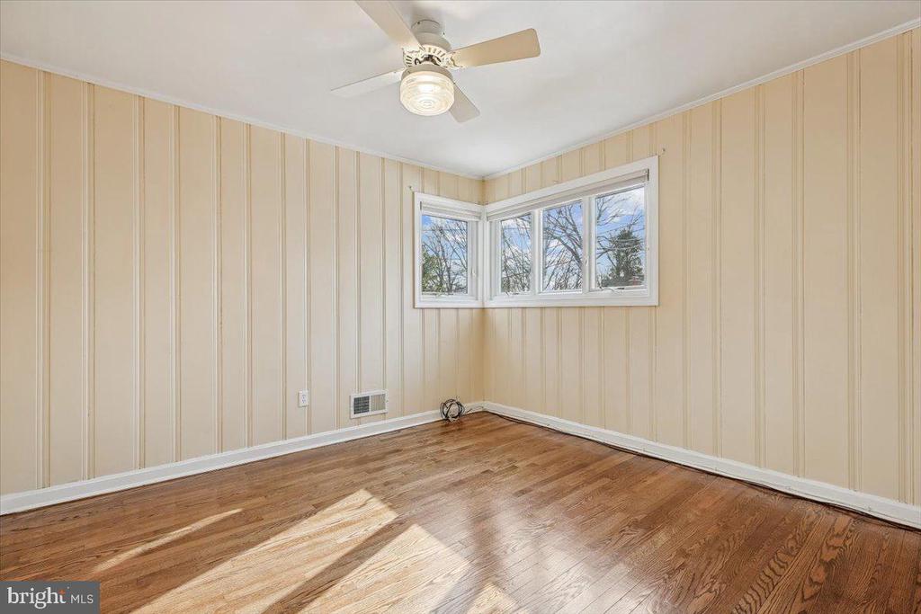 1707 SANFORD ROAD