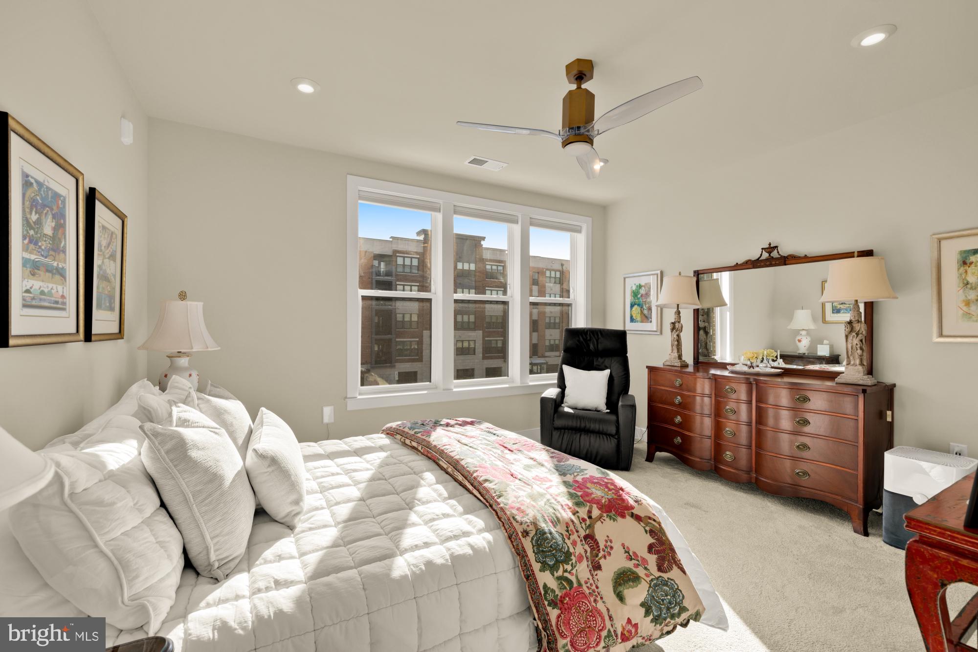 3501 BELLFLOWER LANE 201