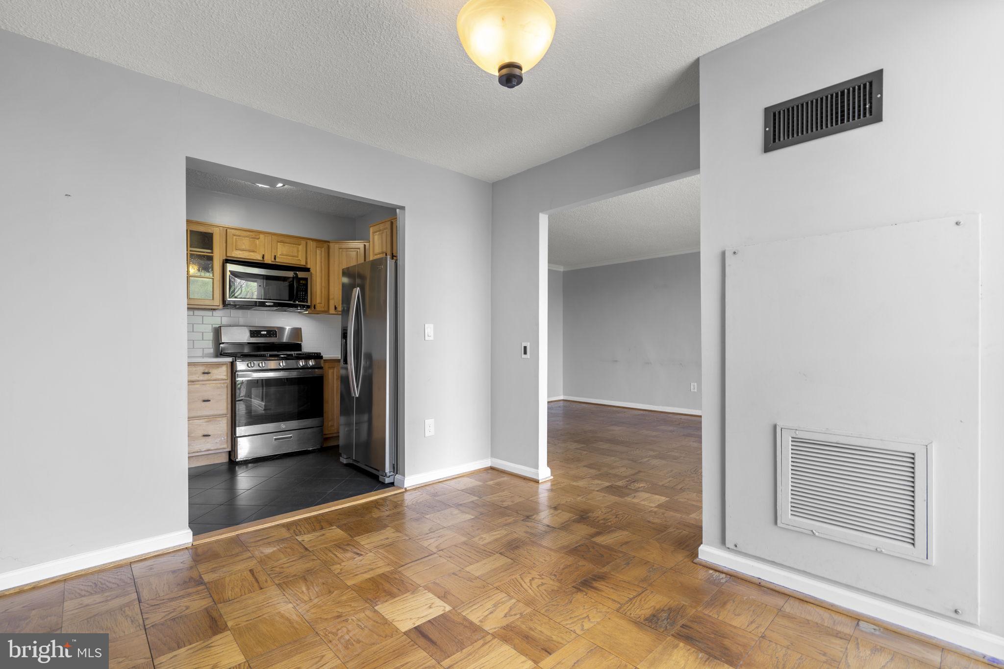 2100 WASHINGTON AVENUE 9D