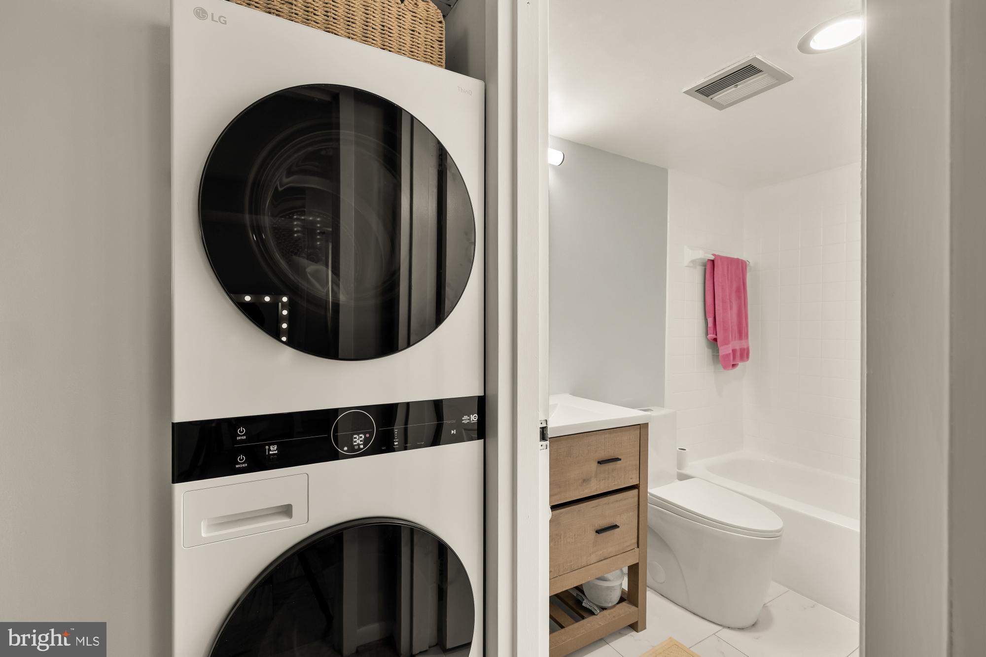 4601 N PARK AVENUE 1119