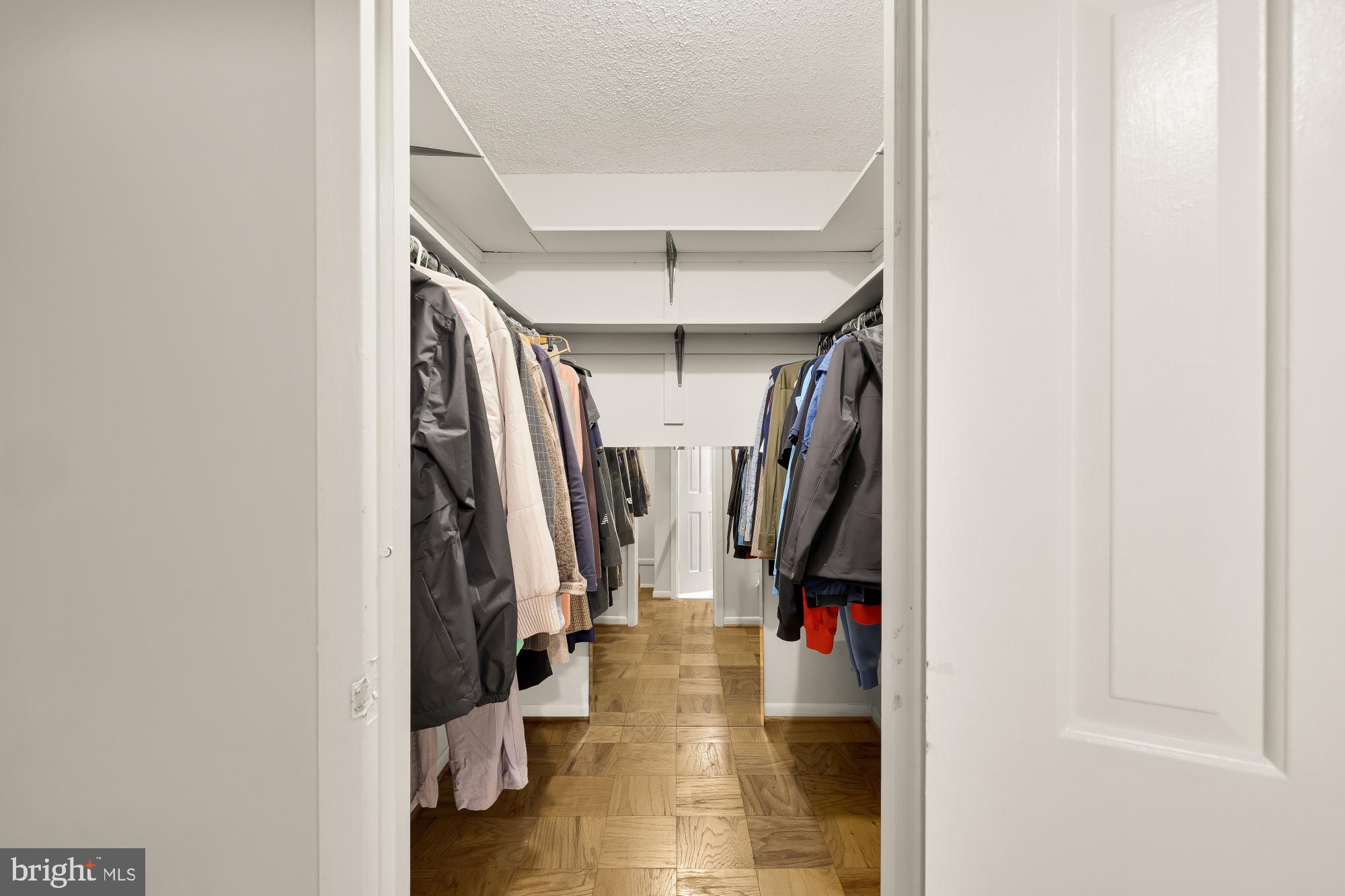 4601 N PARK AVENUE 1119