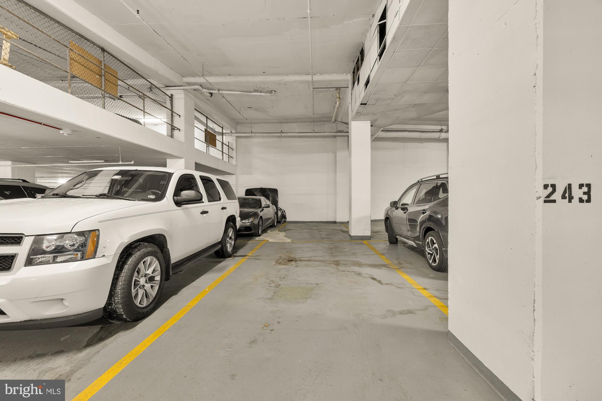 4601 N PARK AVENUE 1119