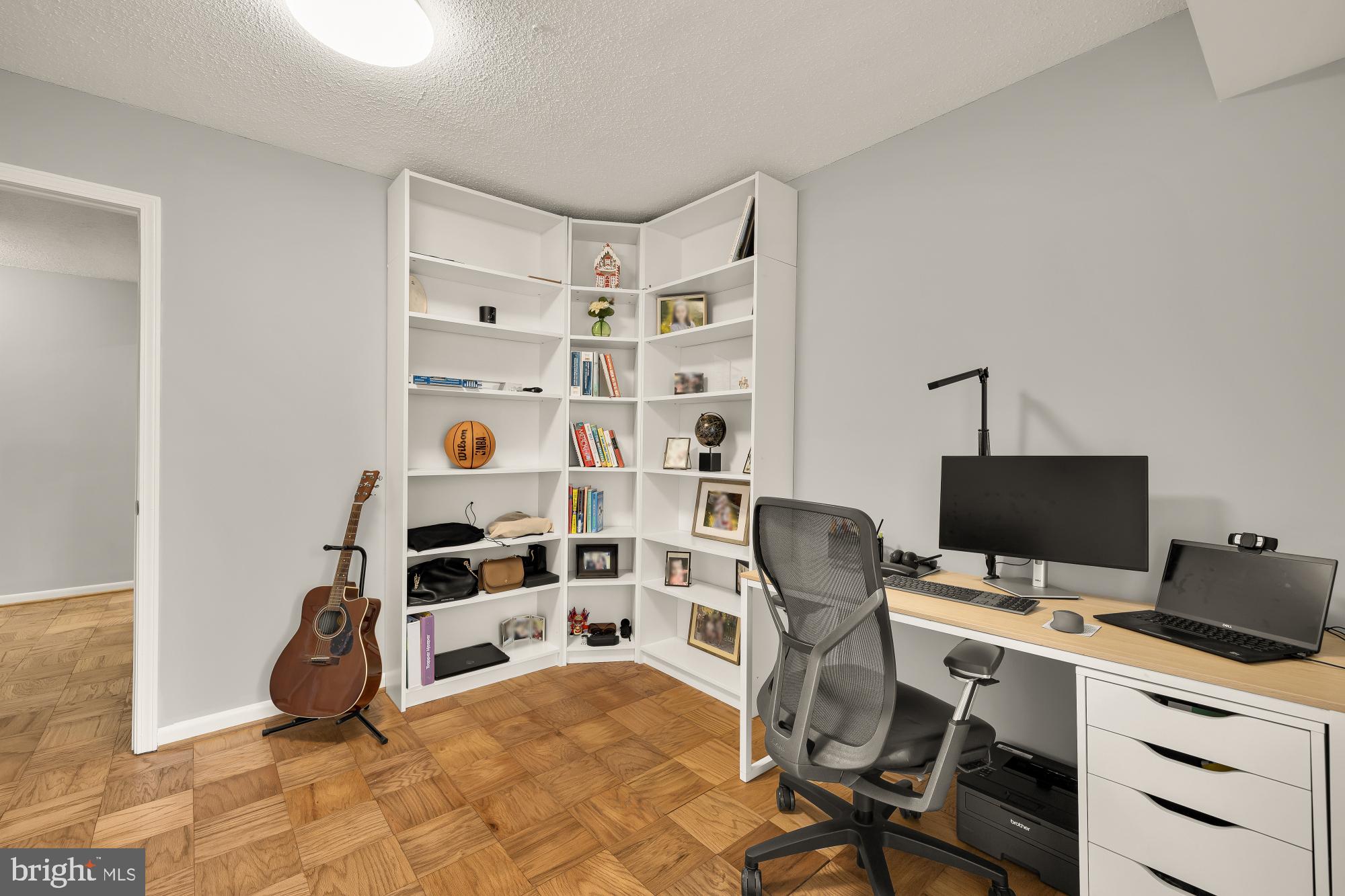 4601 N PARK AVENUE 1119