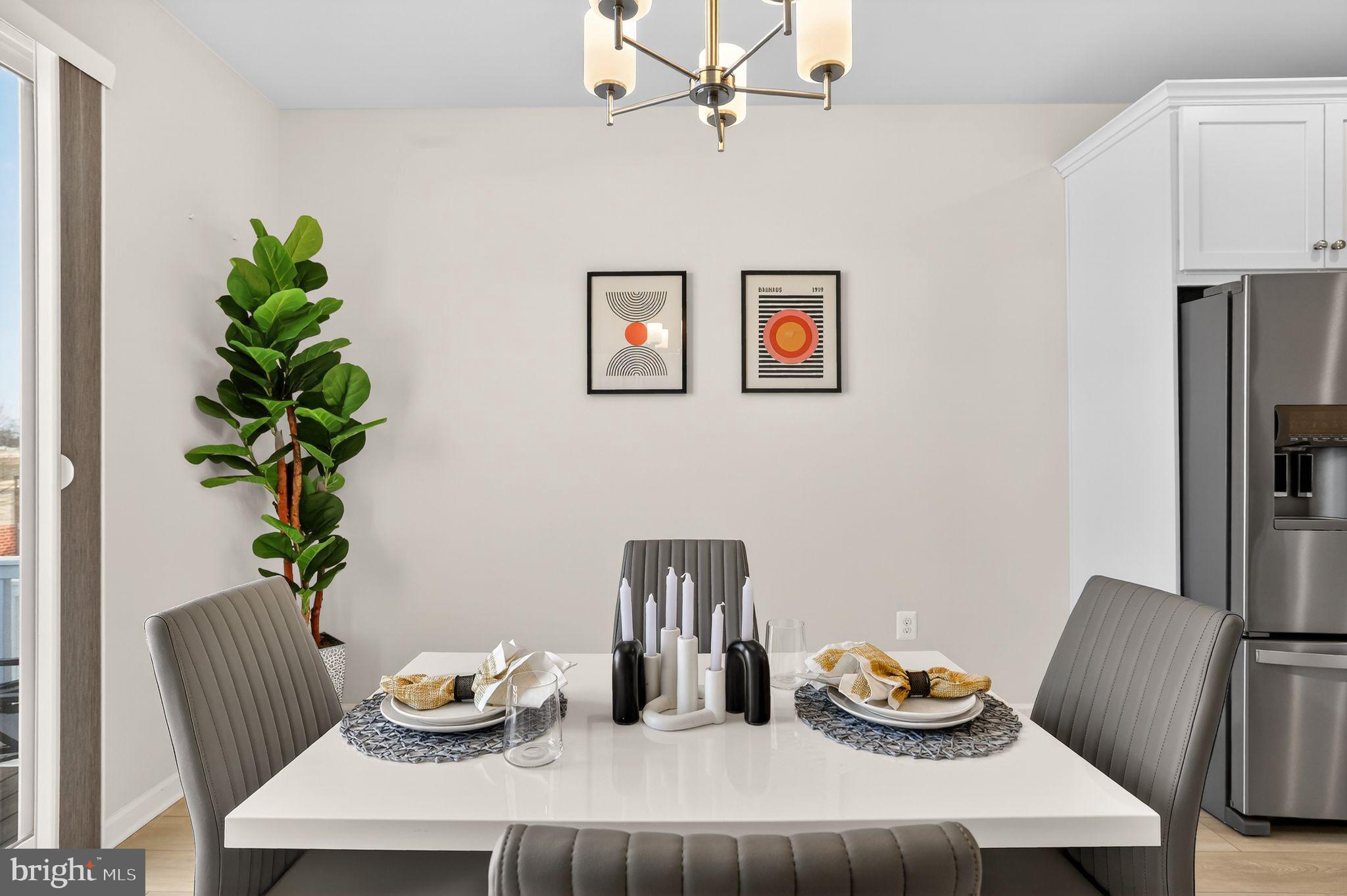 1017 VILLAGE CLUB ALLEY