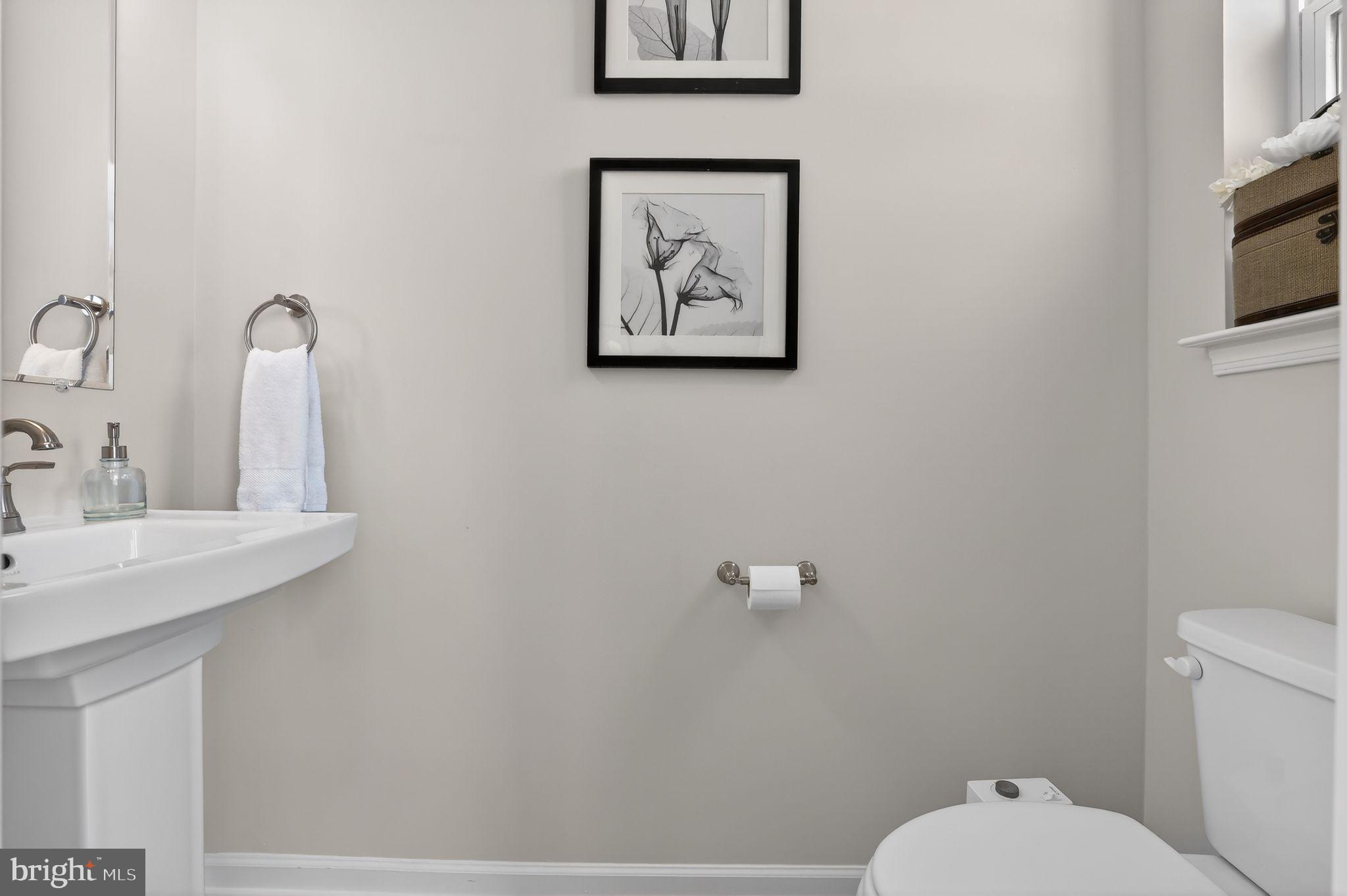 1017 VILLAGE CLUB ALLEY