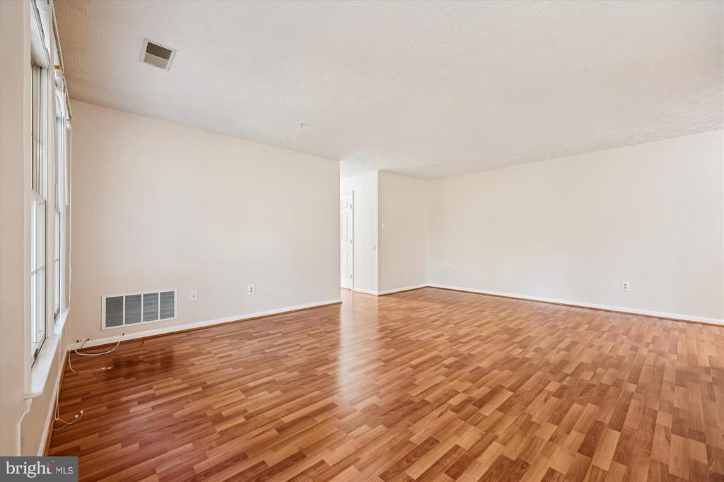 13114 BRIARCLIFF TERR 407